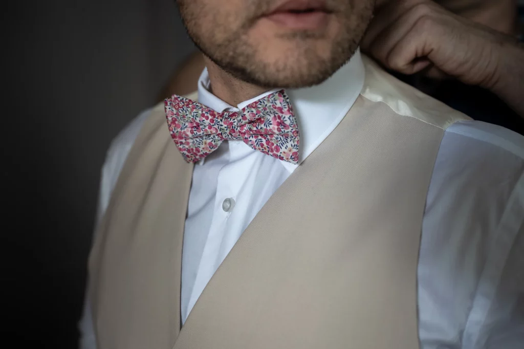 Préparatifs du marié.